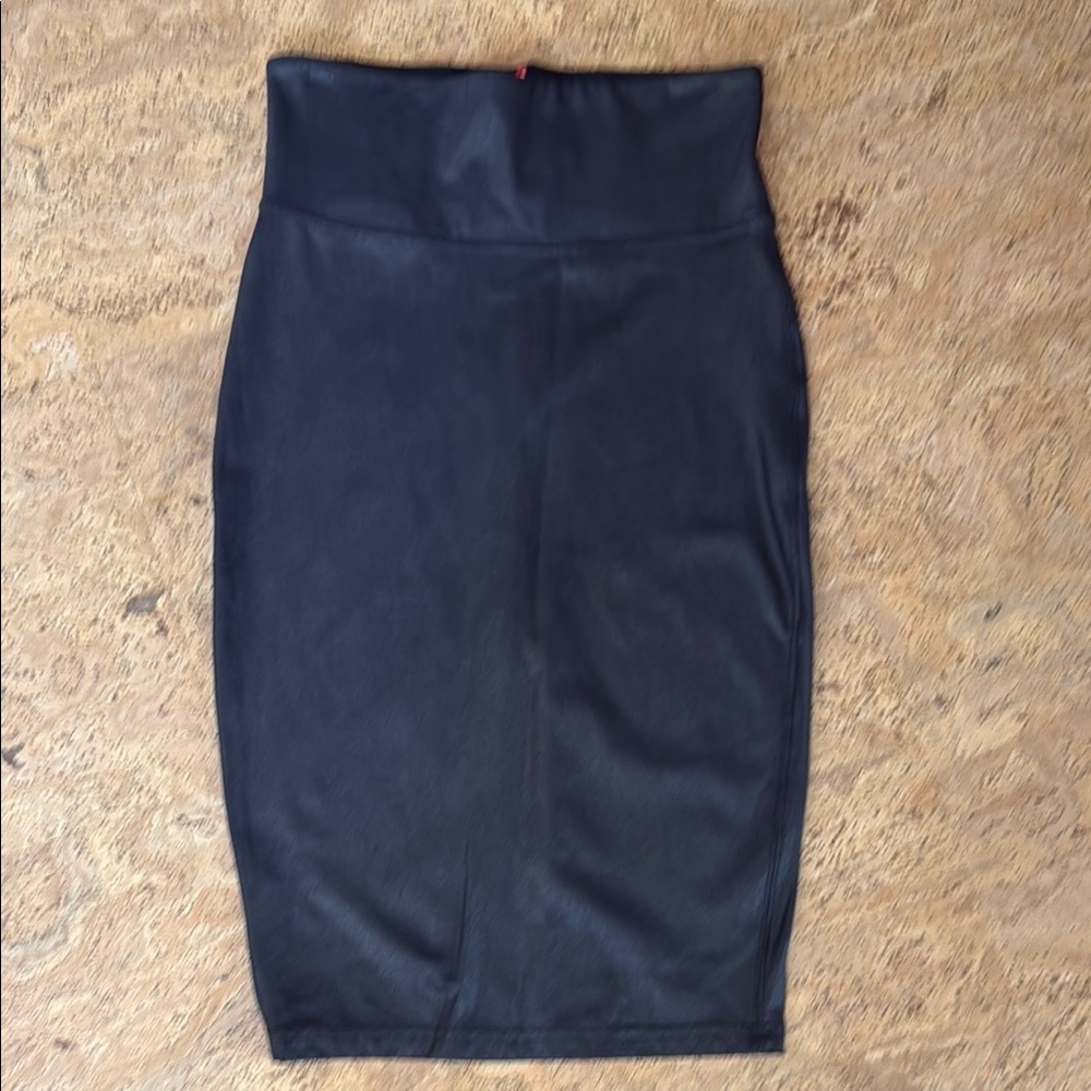 SPANX Black Faux Leather Knee-Length Pencil Skirt